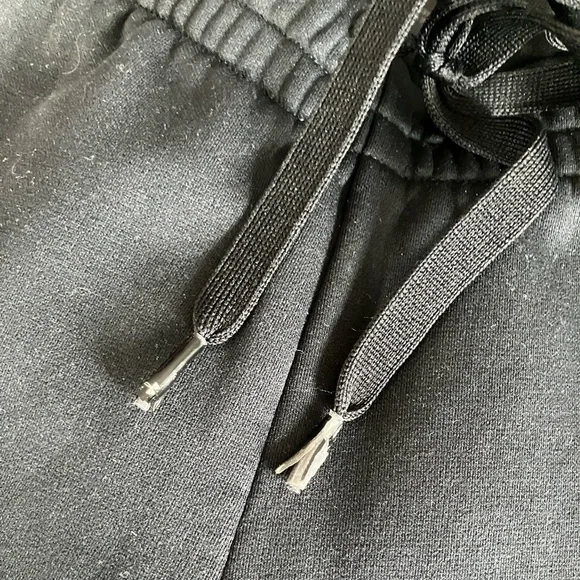 Under Armour Sweatpants - Picture 8 of 9